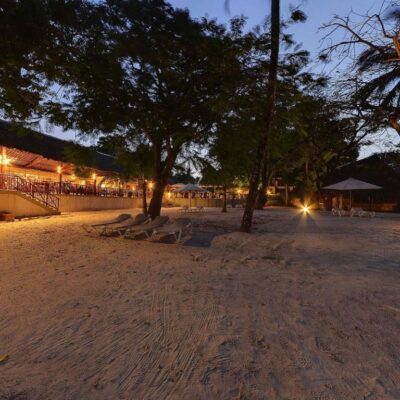 Baobab Beach Resort kenya (37)